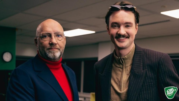 Bram Krikke is het nieuwe gezicht van Cup-a-Soup en heeft geen boodschap aan 'Nu even niet!'